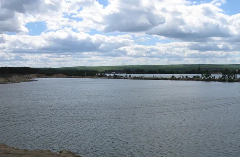 Озеро Коваленки (Безлюдівка, Харківська область) — риболовля та відпочинок