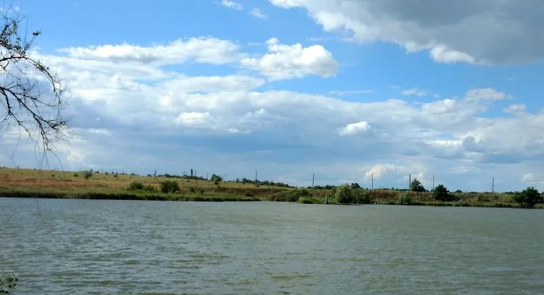 Водосховище «Молодіжне» (Березівка) — рибальська локація Кіровоградщини